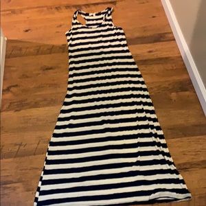 Women’s navy and white stripe maxi dress